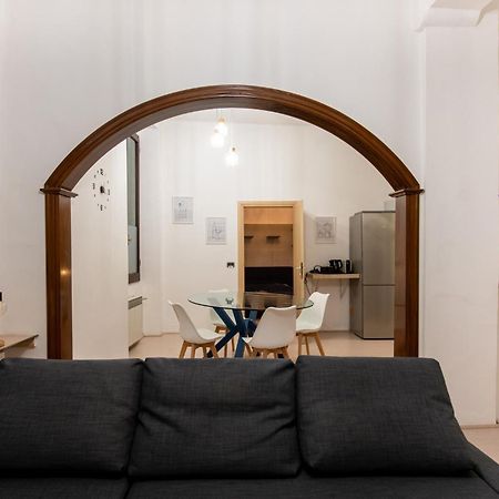 Old Town Experience Apartment Genoa Bagian luar foto