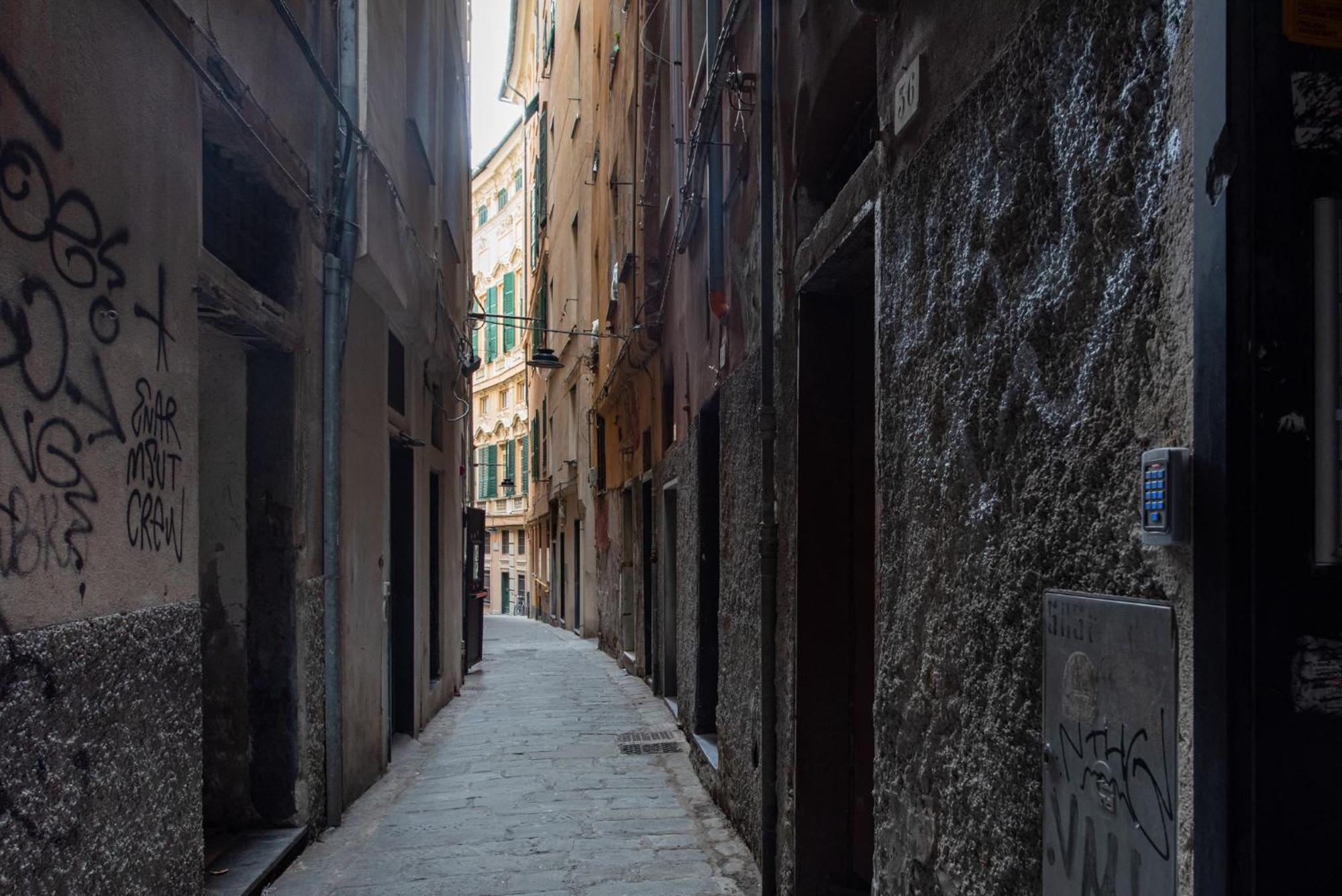 Old Town Experience Apartment Genoa Bagian luar foto